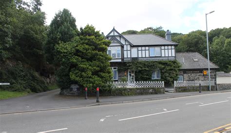 tudor lodge wales snowdonia